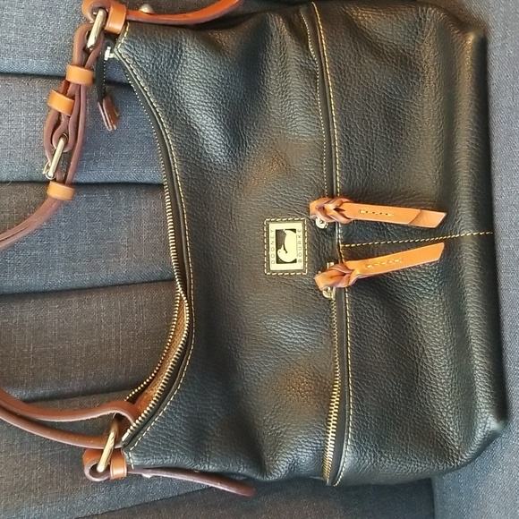 Dooney & Bourke, multiple purses, red, black, brown. Purse Lot - Picture 2 of 12